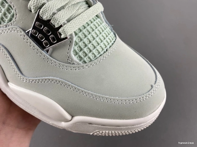 HYPE (W) HV0823-003 4 Jordan Seafoam Air 0702